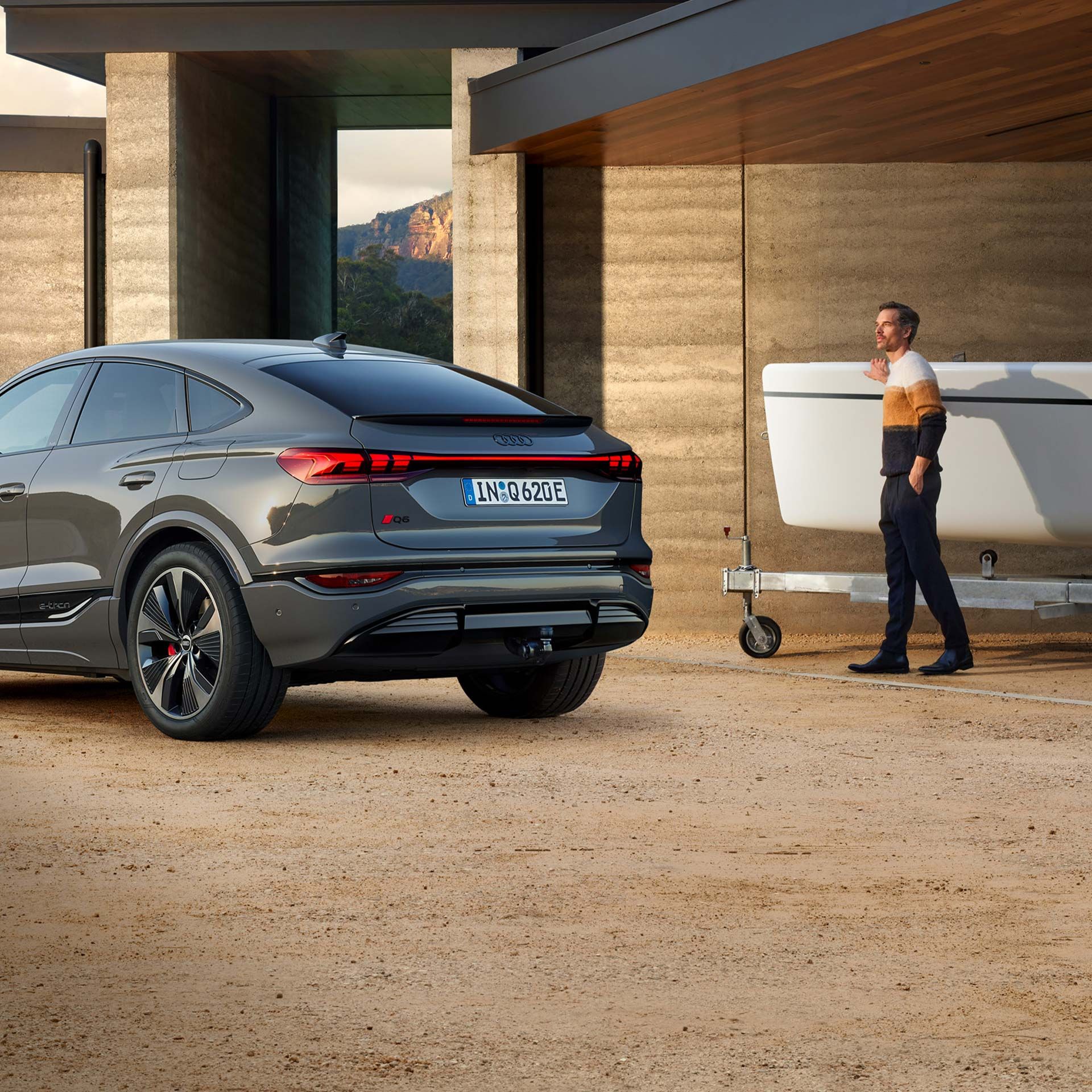 Audi Q6 Sportback e-tron quattro Heck mit Boot