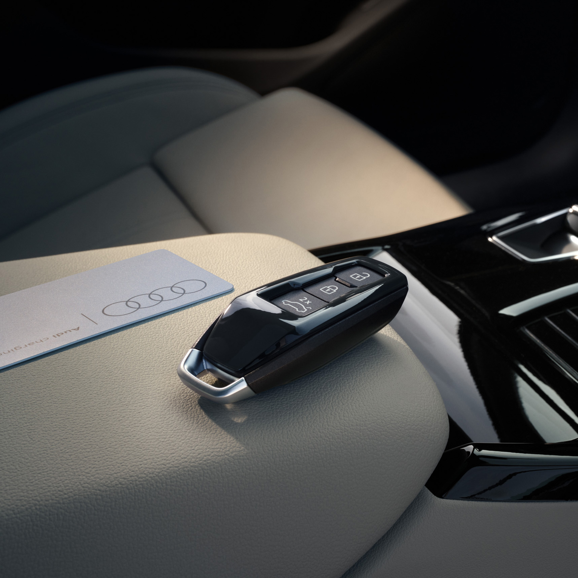 Sivý kryt kľúča Audi Q6 SUV e-tron