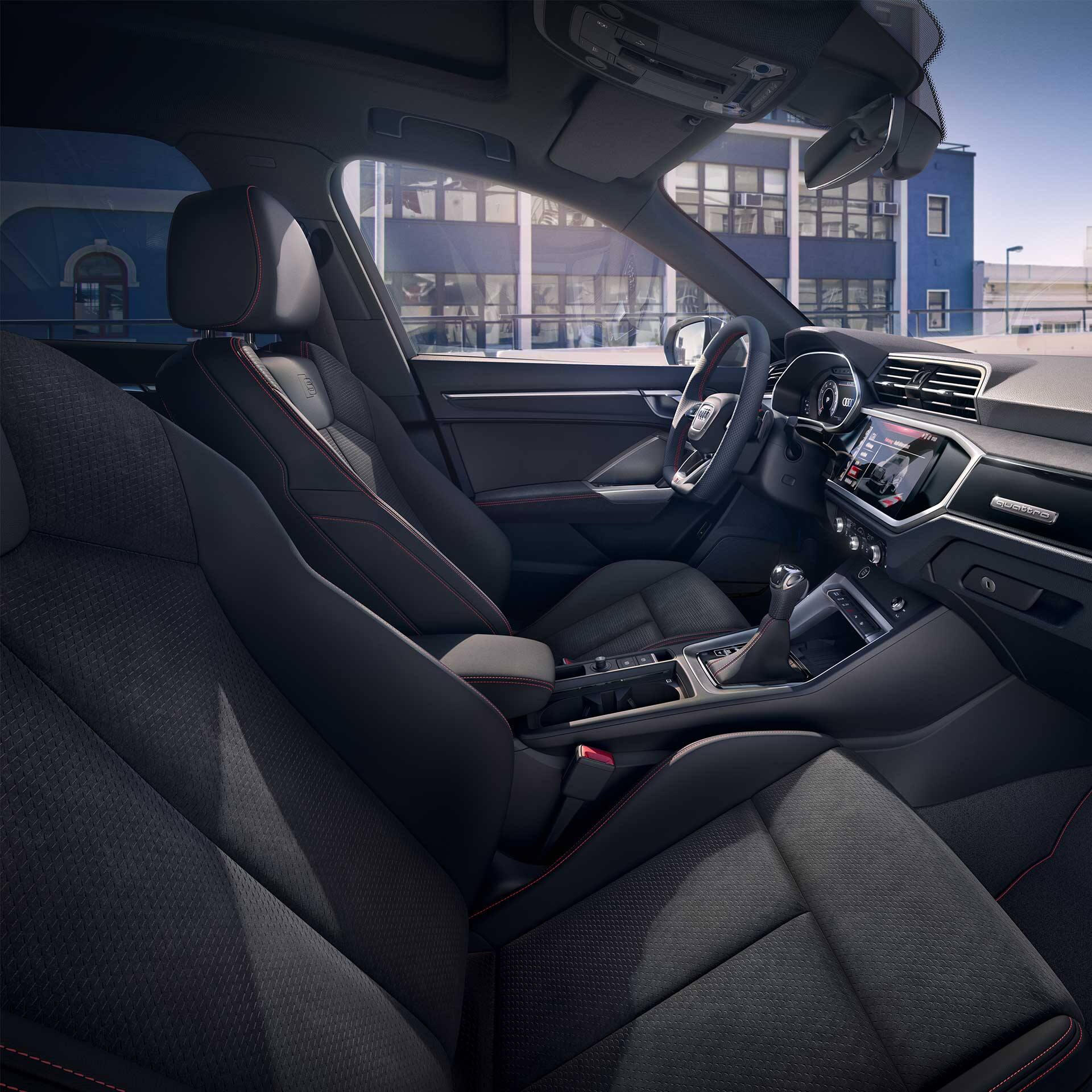 Audi Q3 interiér