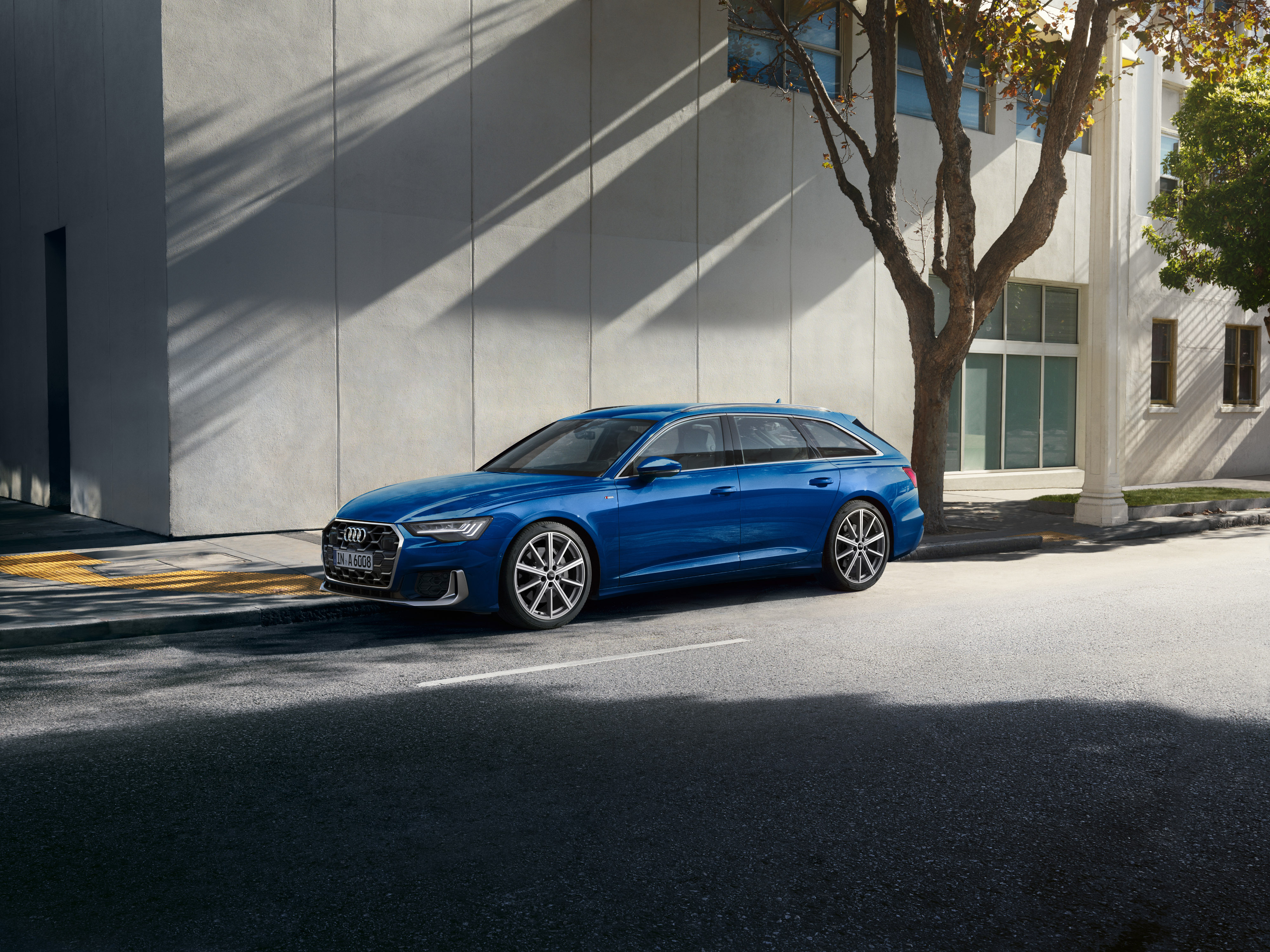 Audi A6 Avant s Audi exclusive exteriér