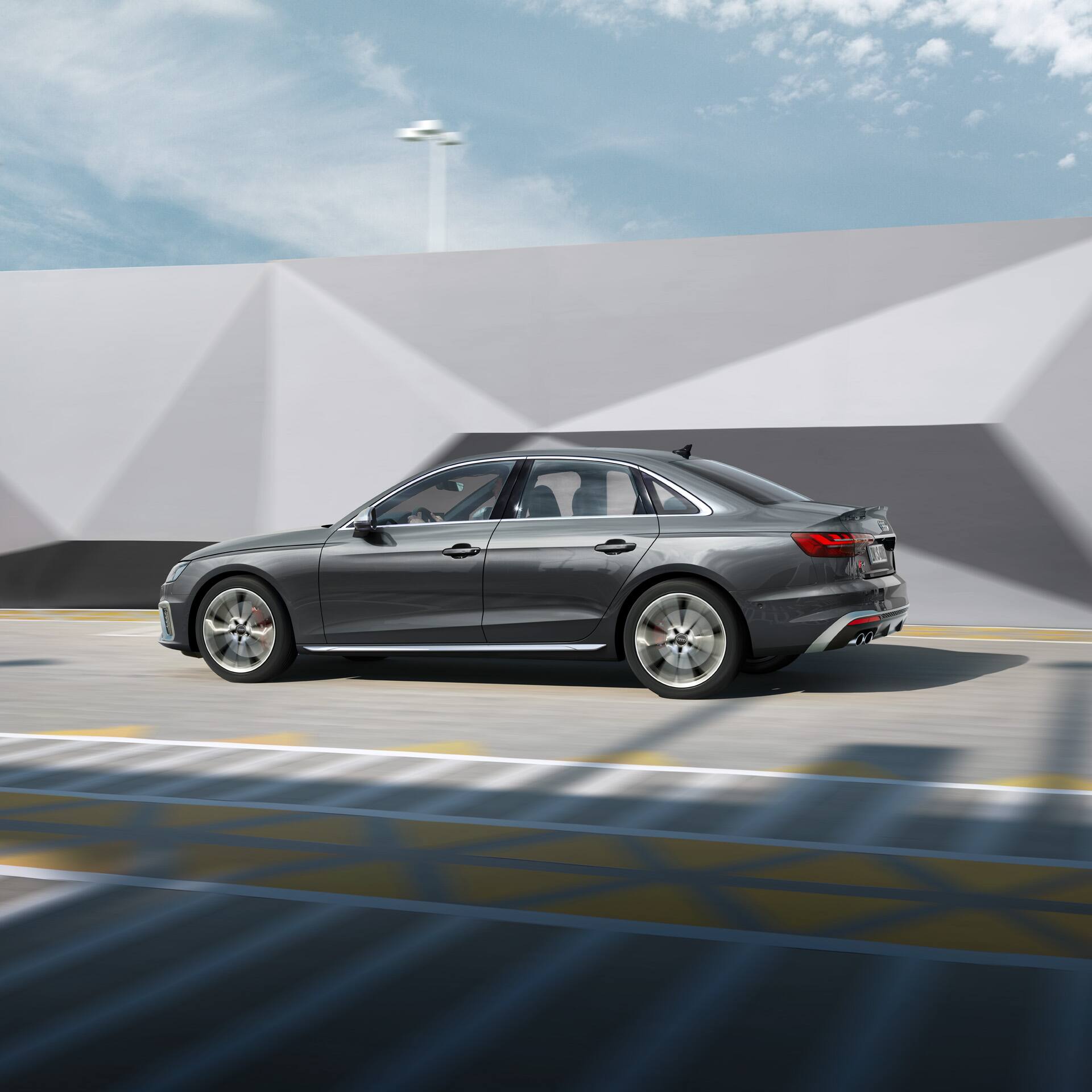 Панорамен изглед на Audi S4 Limousine