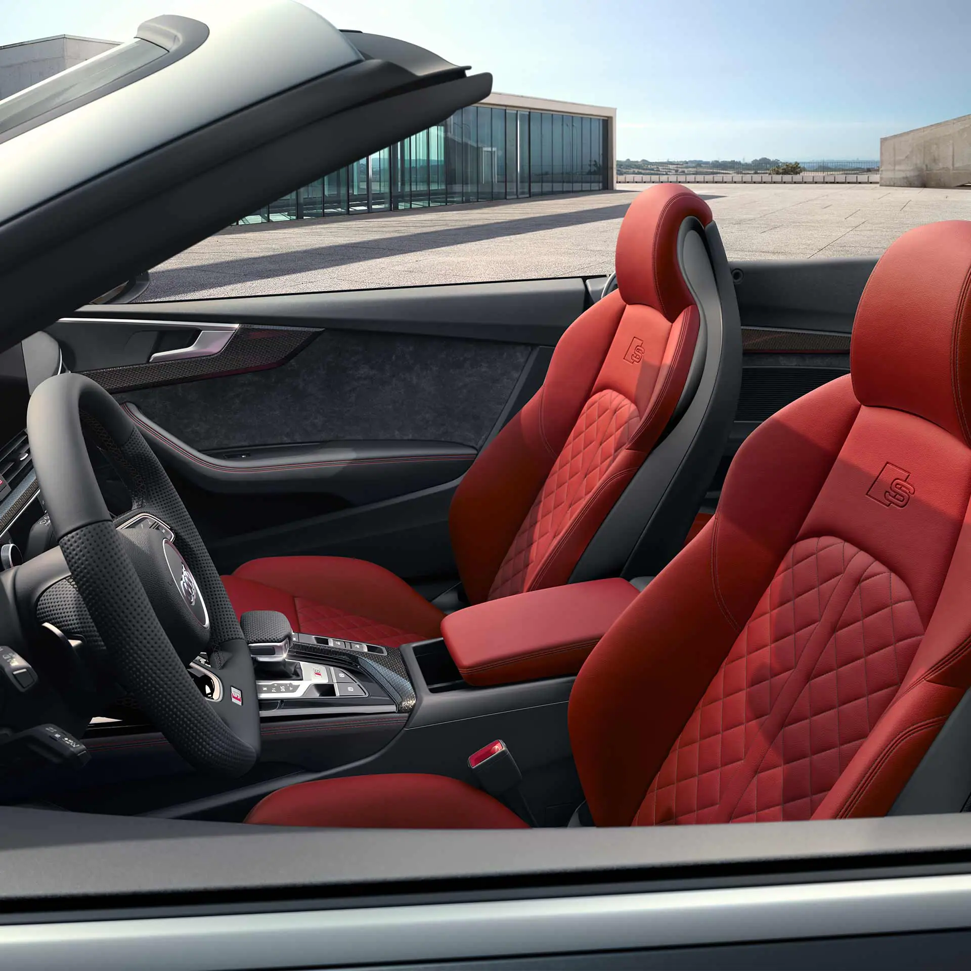 Interiorul modelului Audi S5 Cabriolet