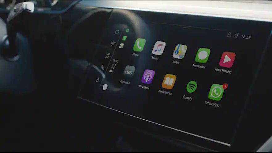 Auto-Display mit Audi Smartphone Interface