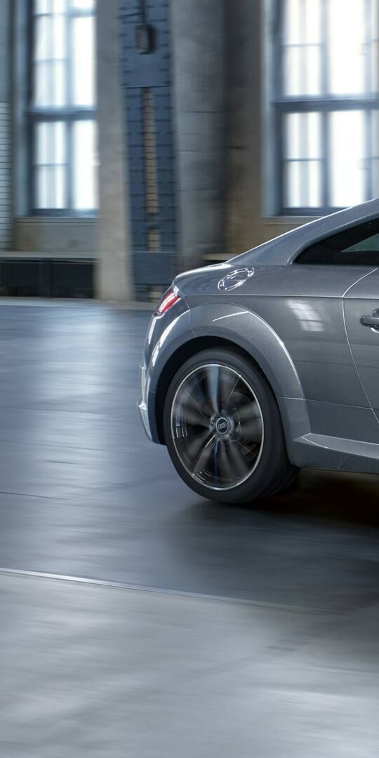 Audi TT Coupe frontale Seitenansicht