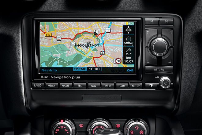 Audi Navigation Plus mit MMI-Bedienlogik (RNS-E)