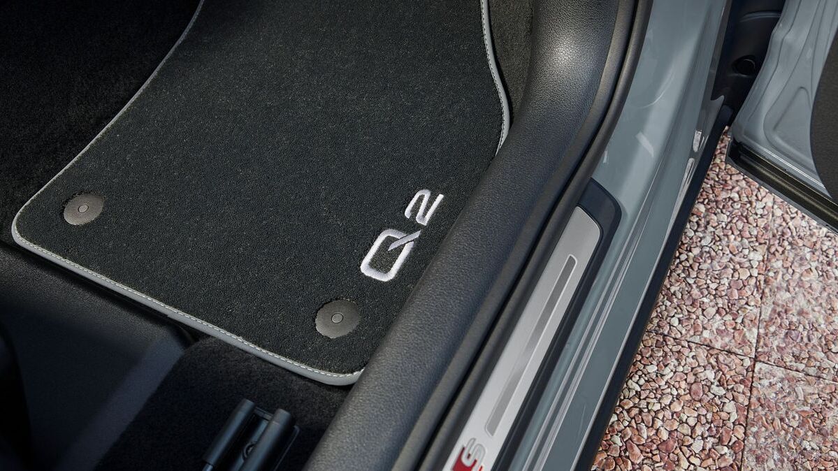 Blick in das Cockpit eines Audi Q2